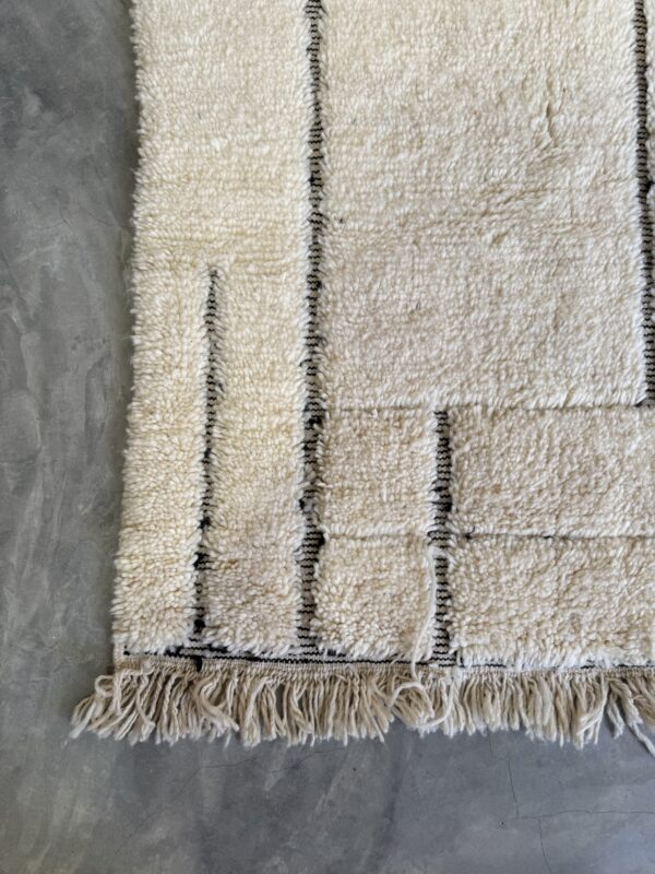 Handmade Moroccan Beni Ourain Rug