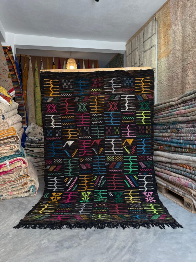 Handmade Moroccan Kilim Rug