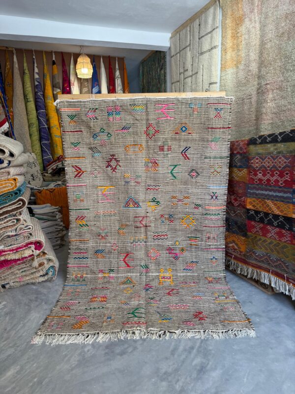 Akal n Izoran – Handwoven Kilim Rug