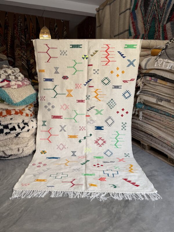 Handwoven kilim Moroccan rug