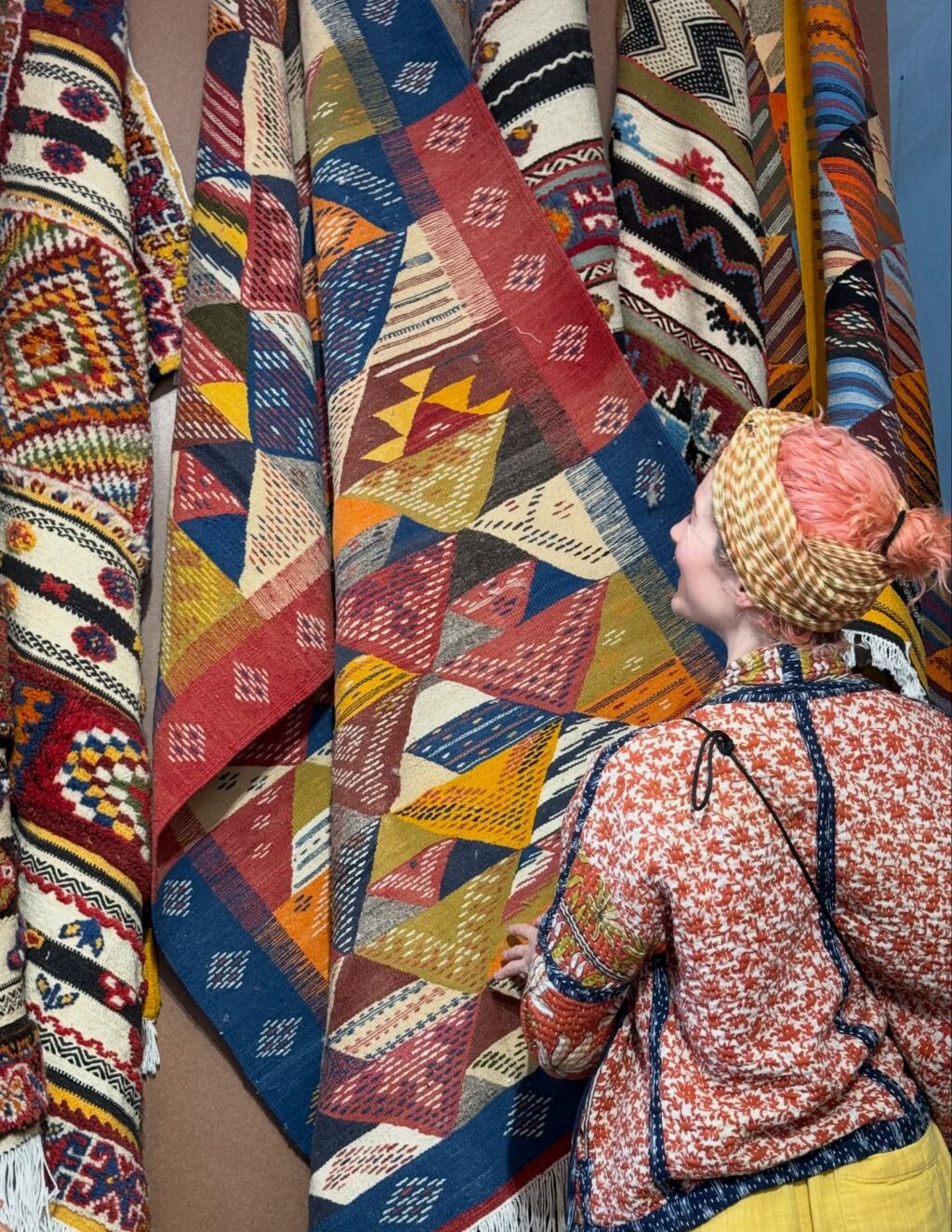 Instagram post from women_rugs. This post is in position 1.