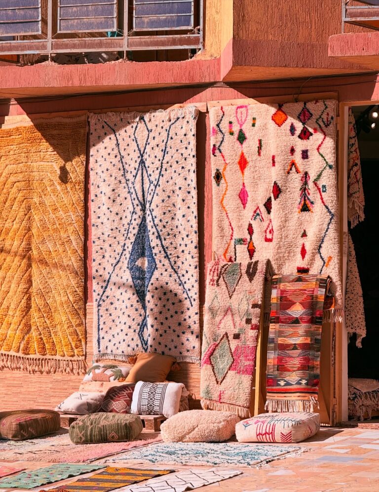 Instagram post from women_rugs. This post is in position 1.