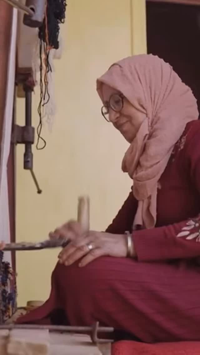 Instagram post from women_rugs. This post is in position 5.